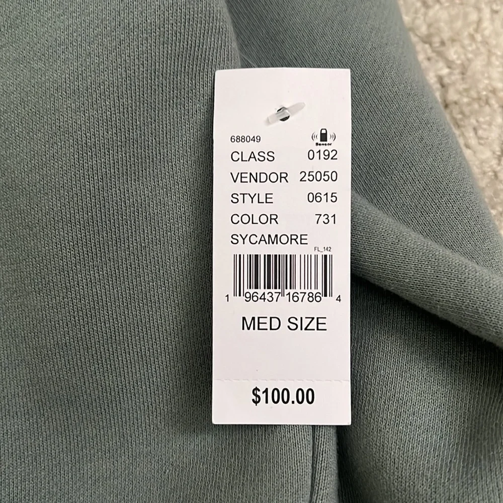 Essentials - Picture 2 of 3